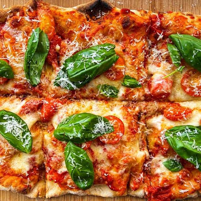 Pizza catering — Margherita-pizza